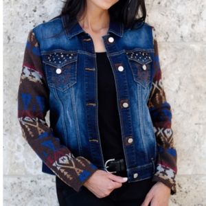Venario Denim Crop Camryn Western Jacket